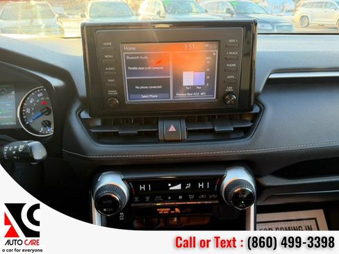Used 2019 Toyota RAV4 LE image 21
