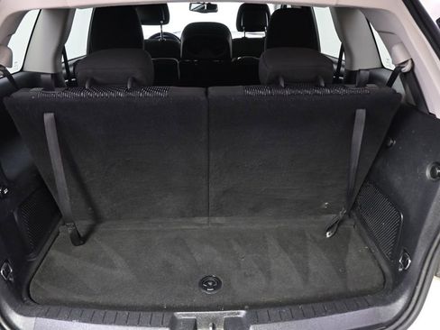 Used 2017 Dodge Journey SXT image 19