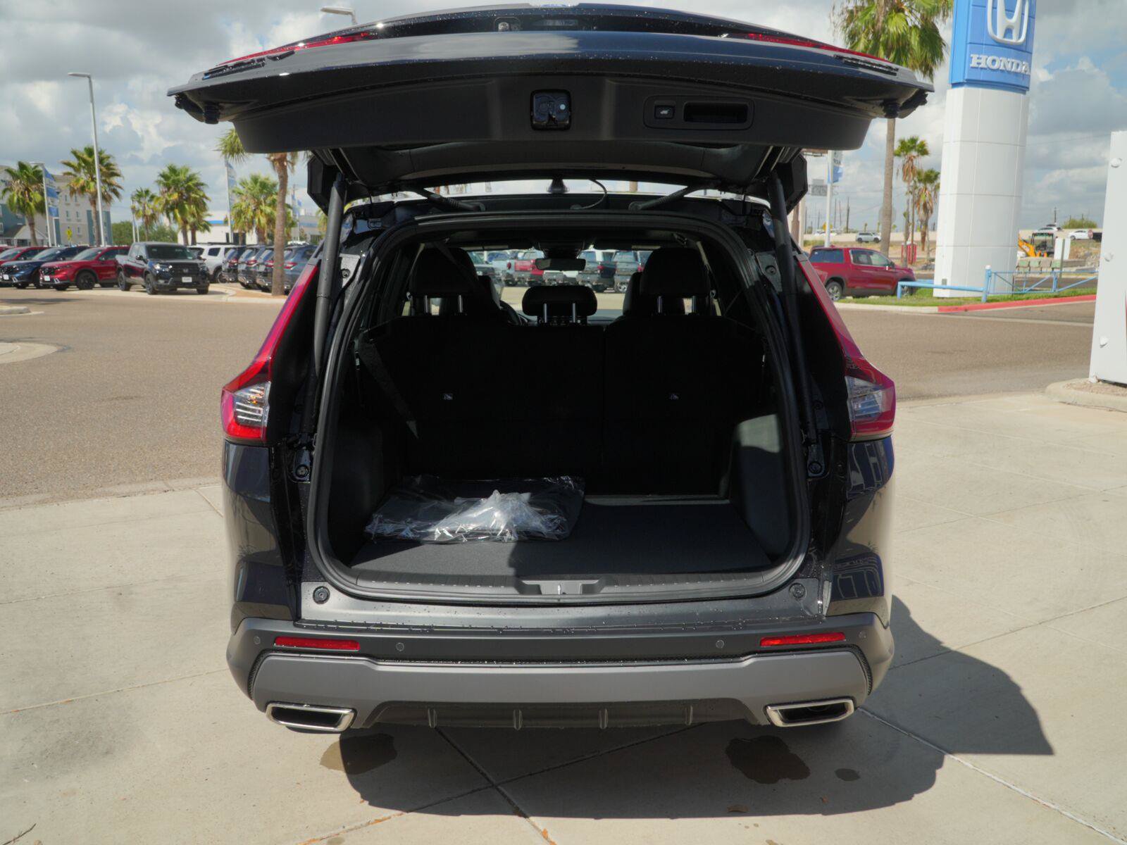 New 2027 Honda CR-V Sport Touring image 7