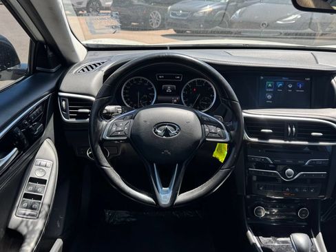 Used 2019 INFINITI QX30 AWD w/ Proassist Package image 11