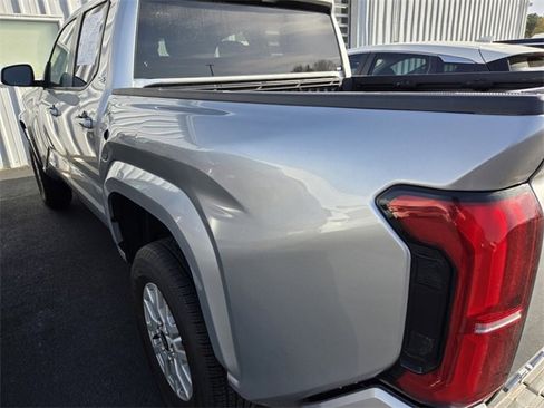 Used 2024 Toyota Tacoma SR5 image 7