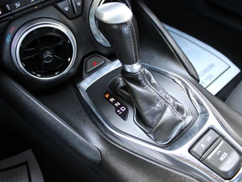 Used 2022 Chevrolet Camaro LT RWD image 14