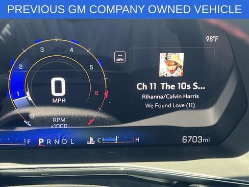 Used 2025 Chevrolet Colorado Z71 w/ Technology Package AWD/4WD image 17
