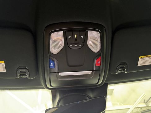 Used 2025 RAM 3500 Big Horn AWD/4WD image 33
