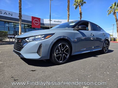 Used 2025 Nissan Sentra SR image 2