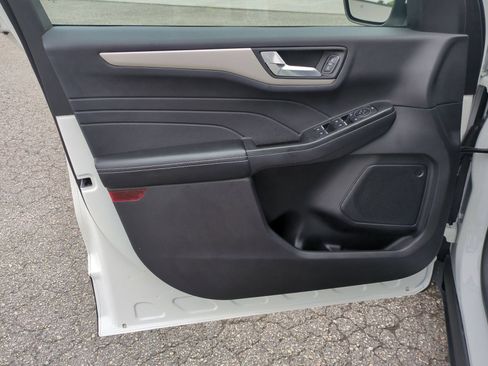 Used 2022 Ford Escape SEL FWD image 23