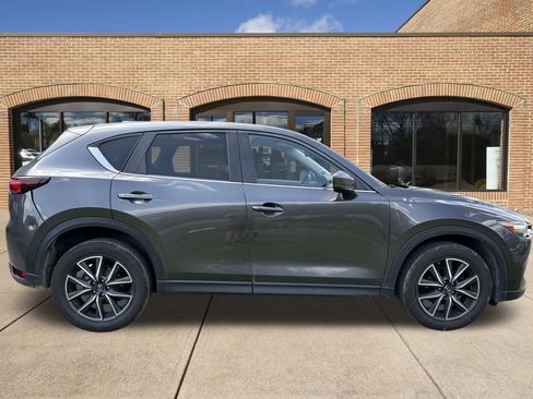 Used 2018 MAZDA CX-5 Touring AWD/4WD image 2
