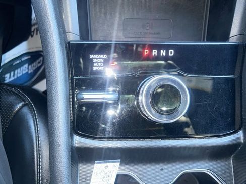 Used 2024 Jeep Grand Cherokee L Limited w/ Luxury Tech Group II image 23