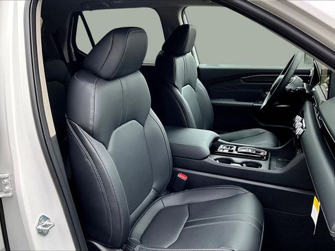 New 2026 Honda Pilot Touring image 19