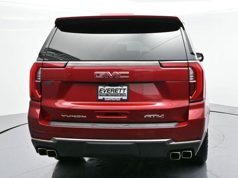 Used 2025 GMC Yukon XL AT4 Ultimate AWD/4WD image 6