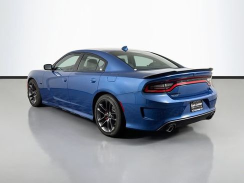 Used 2023 Dodge Charger R/T w/ Plus Group RWD image 5