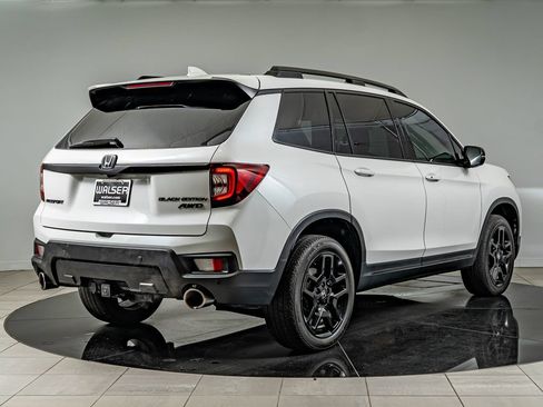Used 2024 Honda Passport Black Edition image 5