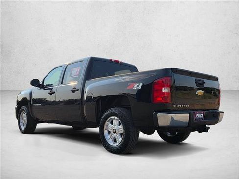Used 2013 Chevrolet Silverado 1500 LT w/ All-Star Edition AWD/4WD image 3