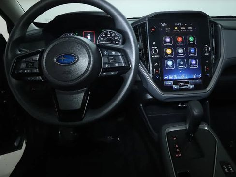 Used 2024 Subaru Crosstrek 2.0i Premium image 32