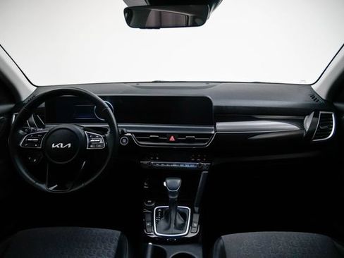Used 2024 Kia Seltos S FWD image 27