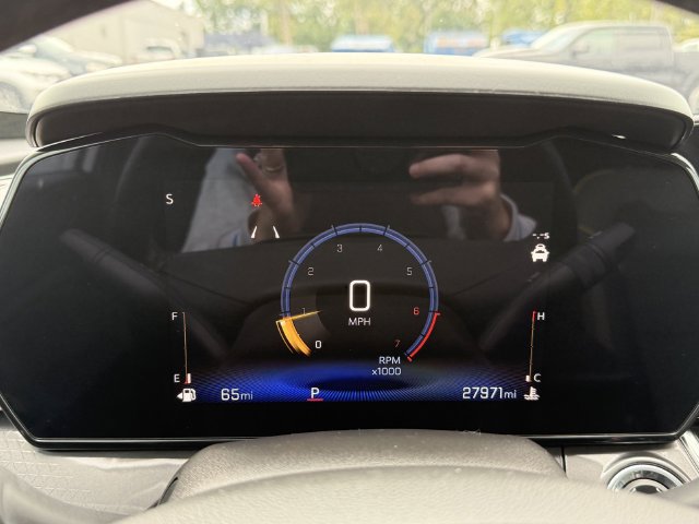Used 2024 Chevrolet Trax ACTIV w/ Sunroof Package FWD image 17