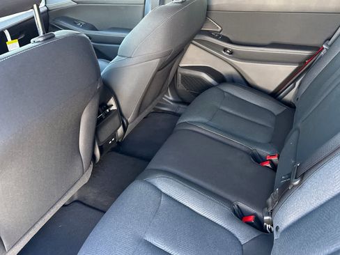 New 2026 Jeep Cherokee Laredo image 4