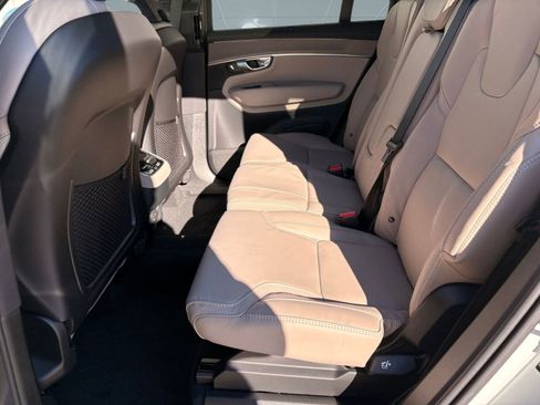 New 2026 Volvo XC90 B6 Ultra image 14
