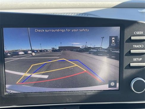 Used 2023 Hyundai Elantra SEL image 20