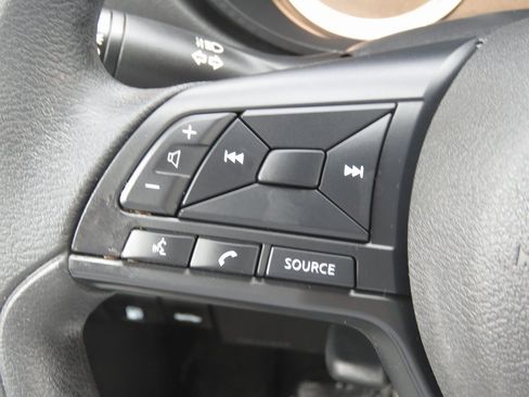 Used 2023 Nissan Versa S w/ S Plus Package image 22