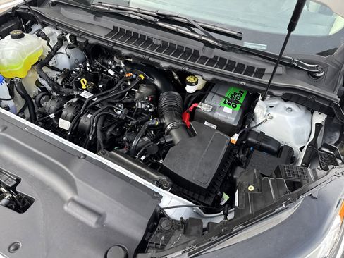 Used 2024 Ford Edge SEL image 43