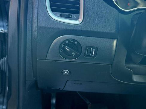 Used 2018 Dodge Durango Citadel w/ Technology Group image 8