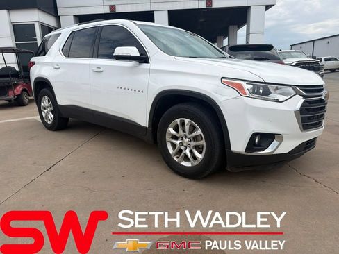 Used 2018 Chevrolet Traverse LT FWD image 1