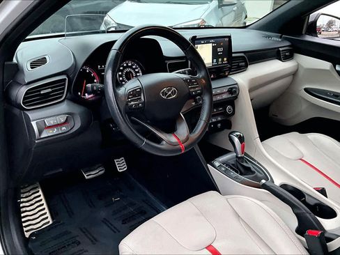Used 2020 Hyundai Veloster Turbo Ultimate image 15
