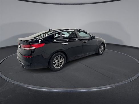 Used 2019 Kia Optima LX image 8