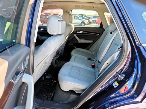 Used 2018 Audi Q5 2.0T Premium Plus w/ Premium Plus Package image 11