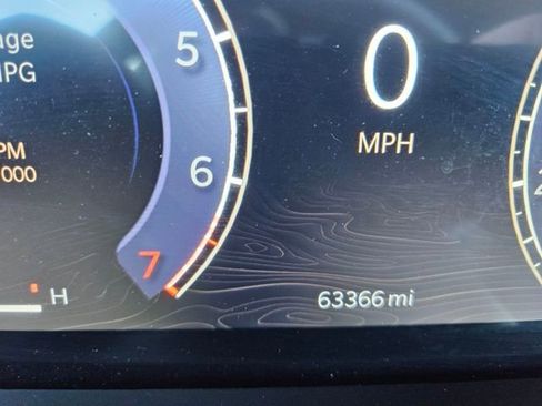 Used 2024 Jeep Grand Cherokee Limited image 16