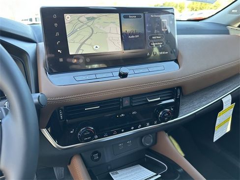 New 2026 Nissan Rogue Platinum image 22