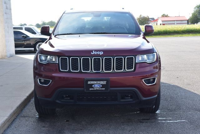Used 2017 Jeep Grand Cherokee Laredo w/ Quick Order Package 23E AWD/4WD image 13