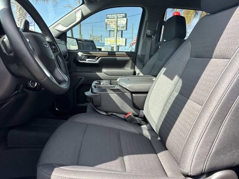 Used 2025 Chevrolet Silverado 1500 LT Trail Boss w/ Protection Package image 15