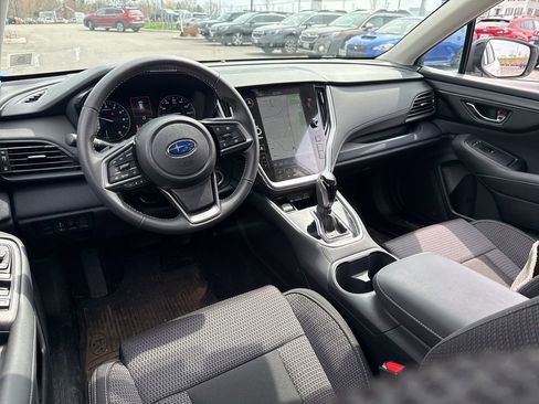 Used 2025 Subaru Outback Premium image 7