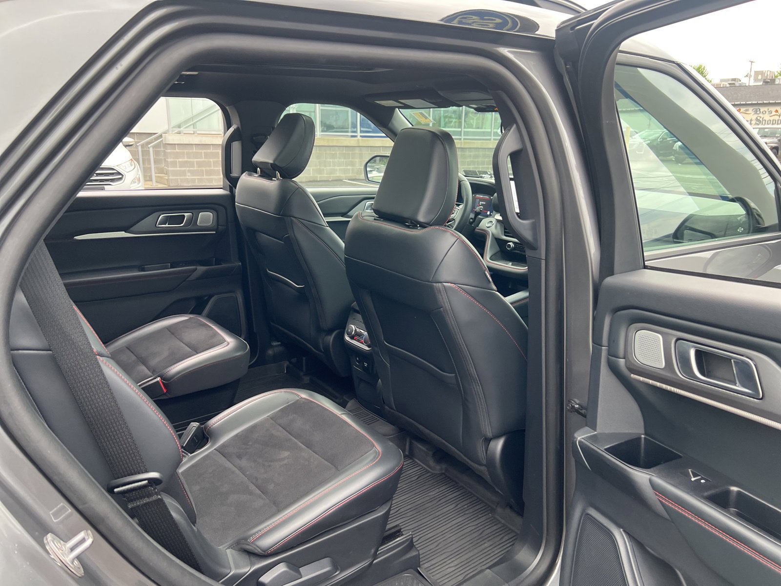 Certified 2025 Ford Explorer ST w/ Sun And Sound Package AWD/4WD image 65