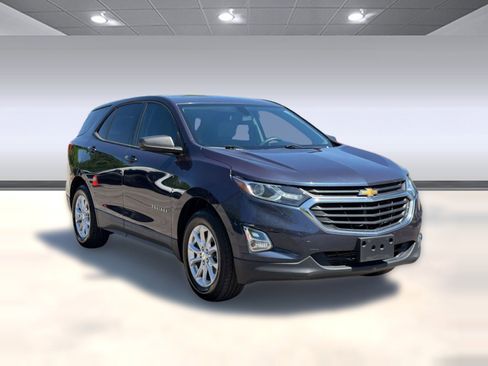 Used 2018 Chevrolet Equinox LS FWD image 7