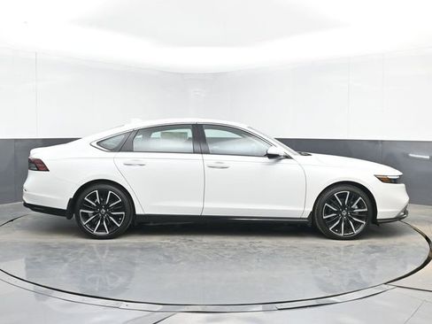 New 2026 Honda Accord Touring image 11