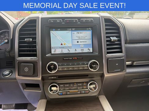 Used 2018 Ford Expedition Platinum AWD/4WD image 29