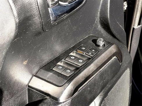 Used 2019 Toyota Tacoma TRD Sport image 12