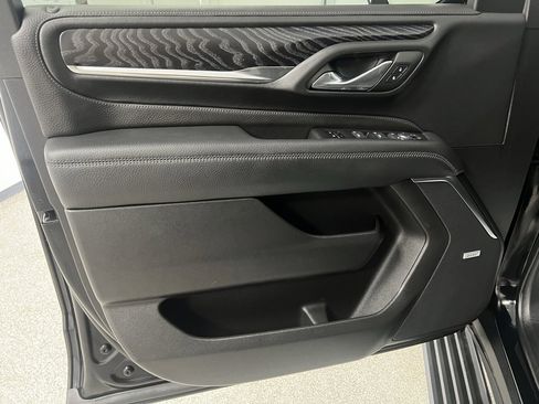 Used 2024 GMC Yukon Denali image 27
