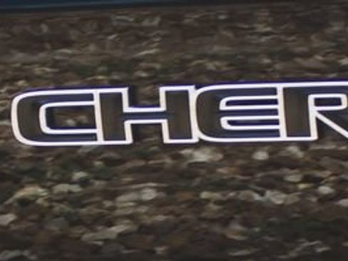 Used 2019 Jeep Grand Cherokee Limited AWD/4WD image 9