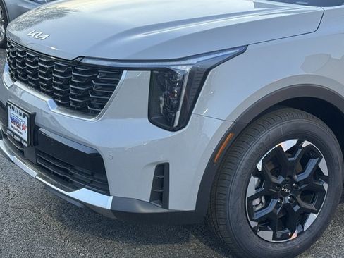New 2026 Kia Sorento S FWD image 28