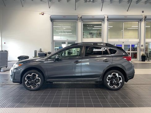 Used 2023 Subaru Crosstrek 2.5i Limited w/ Moonroof Package image 4