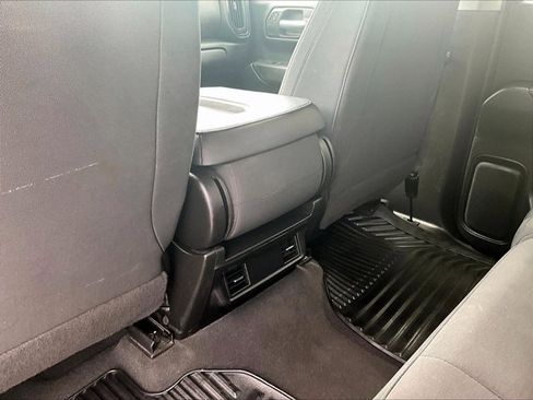 Used 2021 Chevrolet Silverado 1500 Custom image 25