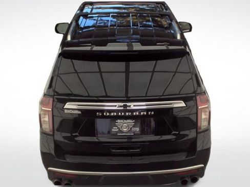 Used 2022 Chevrolet Suburban High Country AWD/4WD image 11