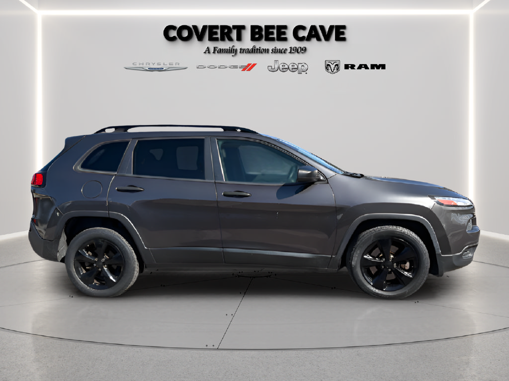 Used 2016 Jeep Cherokee Sport FWD image 14