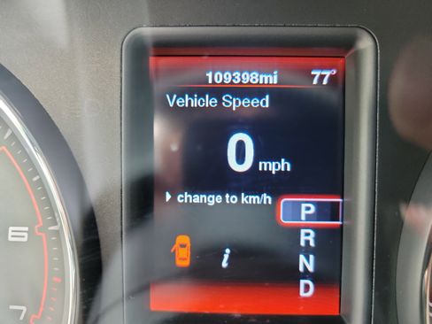 Used 2012 Dodge Charger SE image 16