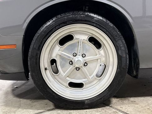 Used 2019 Dodge Challenger SXT w/ Blacktop Package RWD image 26
