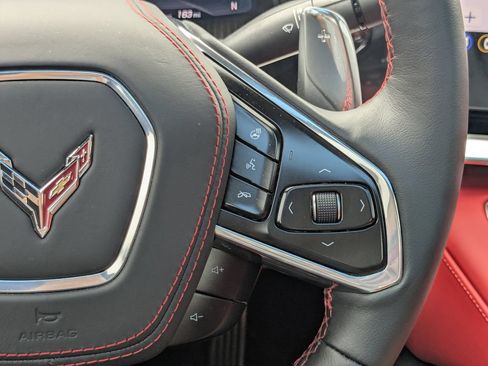Used 2021 Chevrolet Corvette Stingray Premium Cpe w/ Z51 Performance Package RWD image 37
